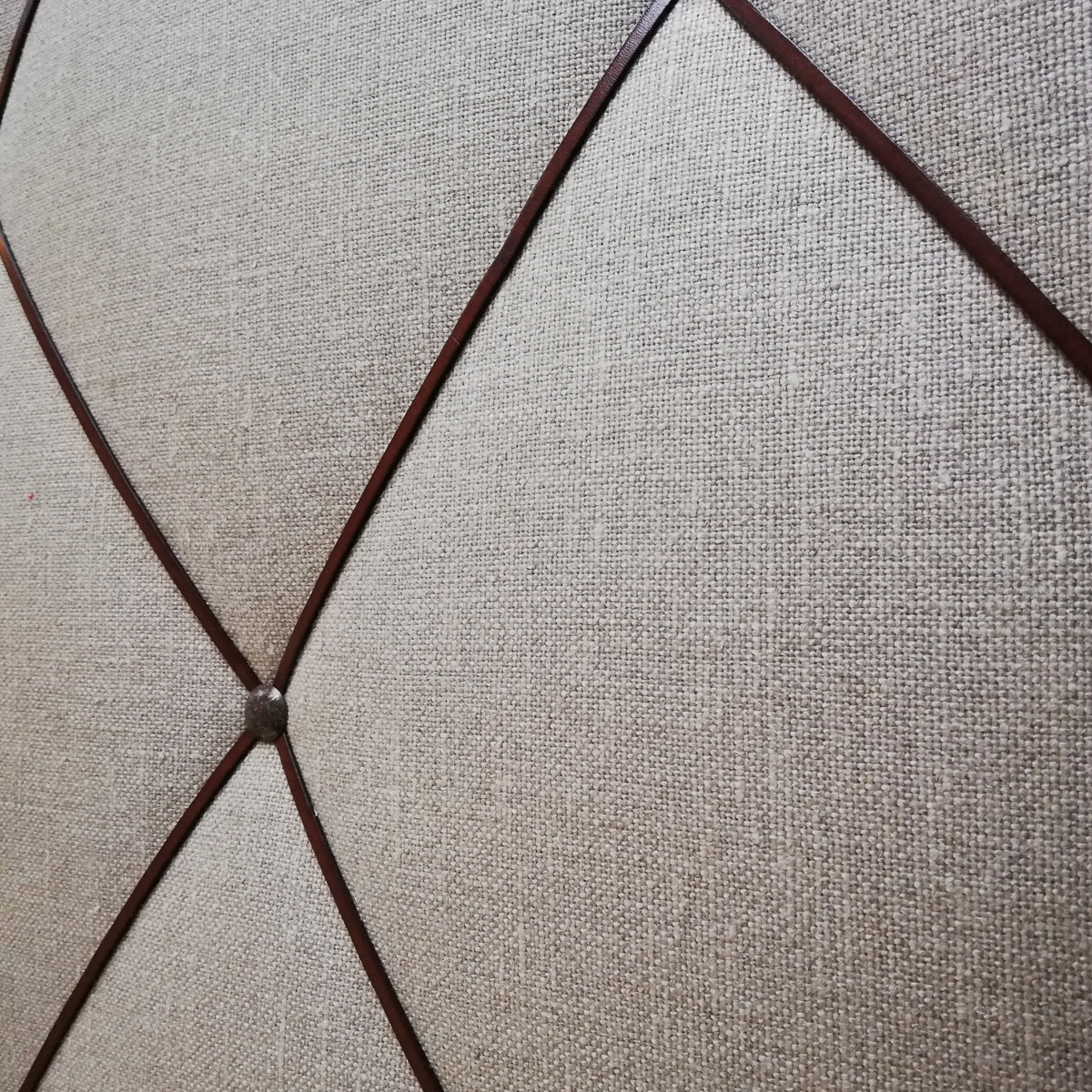 Riis - Oppslagstavle 57x77cm - Natural, brunt skinn, rust - Bilde 4